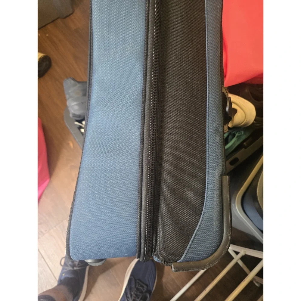 eddie bauer carry on luggage